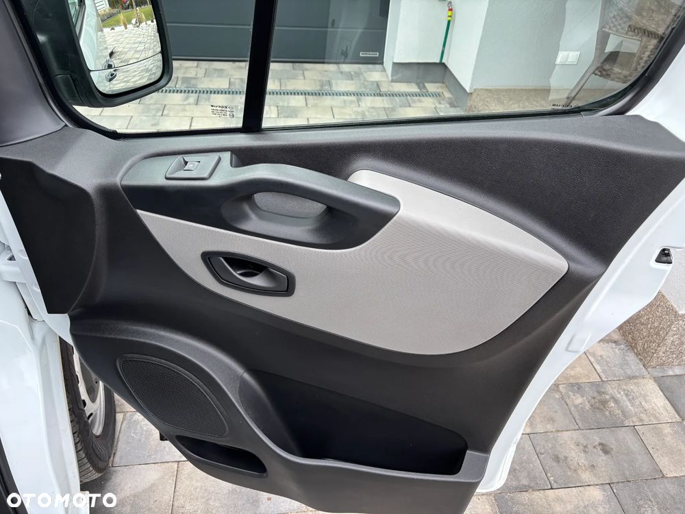 Renault Trafic - 29