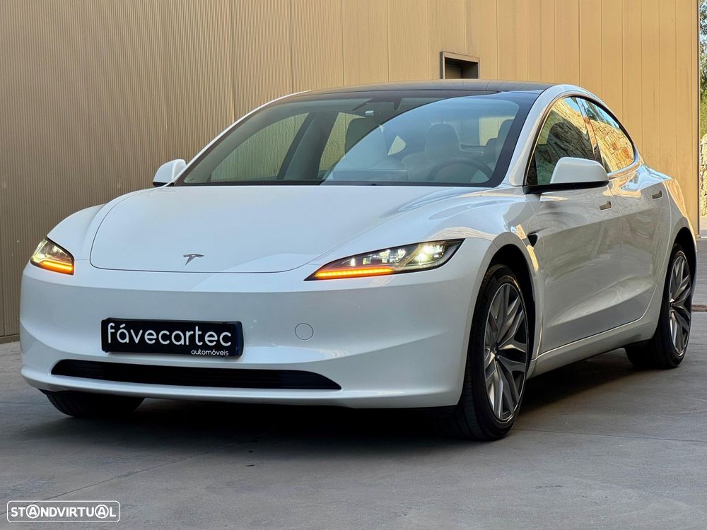 Tesla Model 3 Tração Traseira Premium - 15