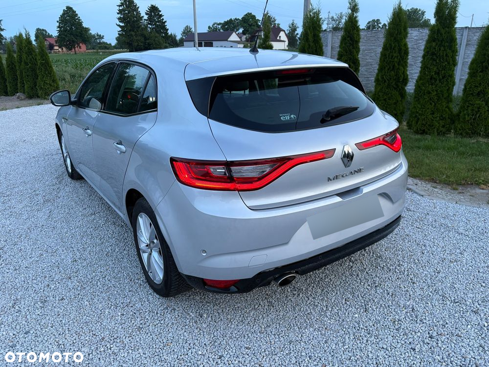 Renault Megane 1.5 dCi Intens EDC - 4