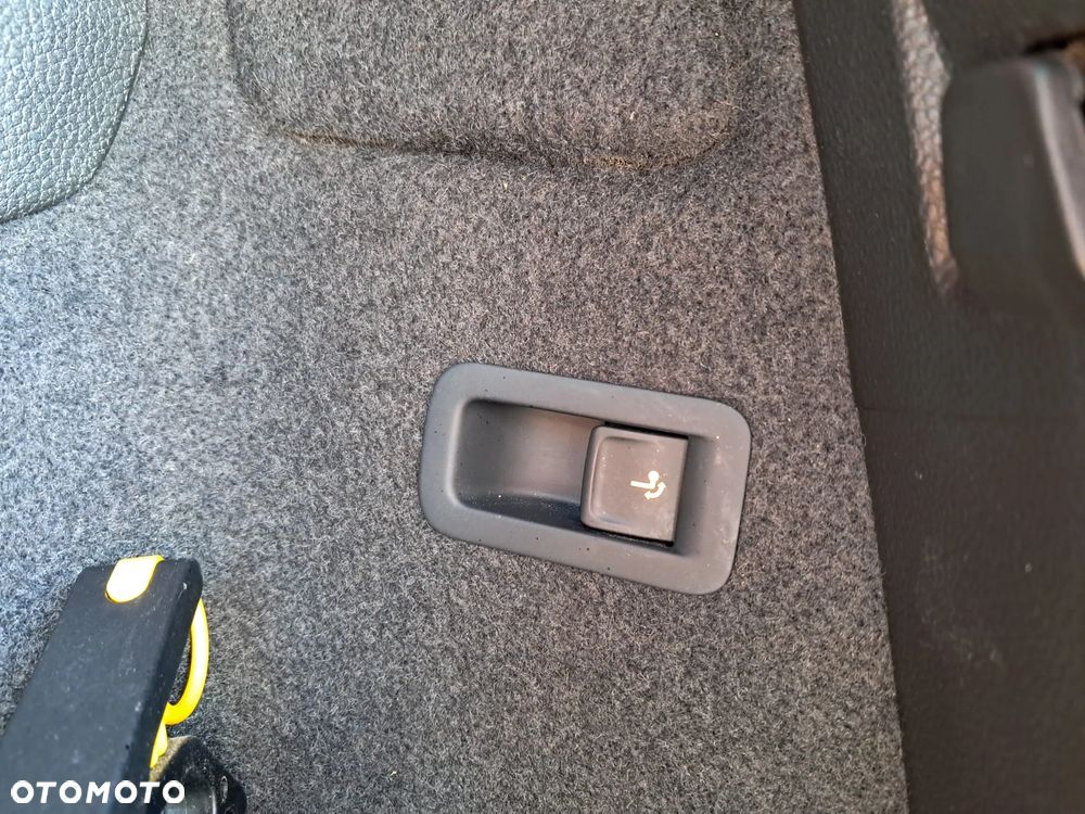 Skoda Karoq 1.5 TSI ACT 4x2 Style - 30