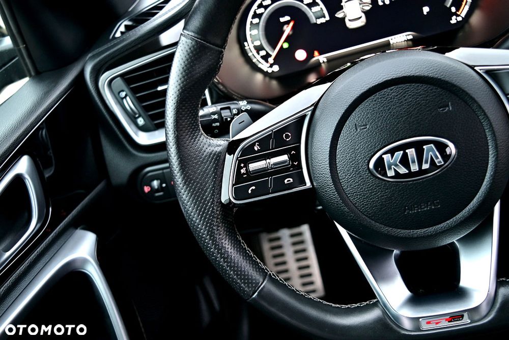 Kia Ceed 1.4 T-GDI GT-Line DCT - 22