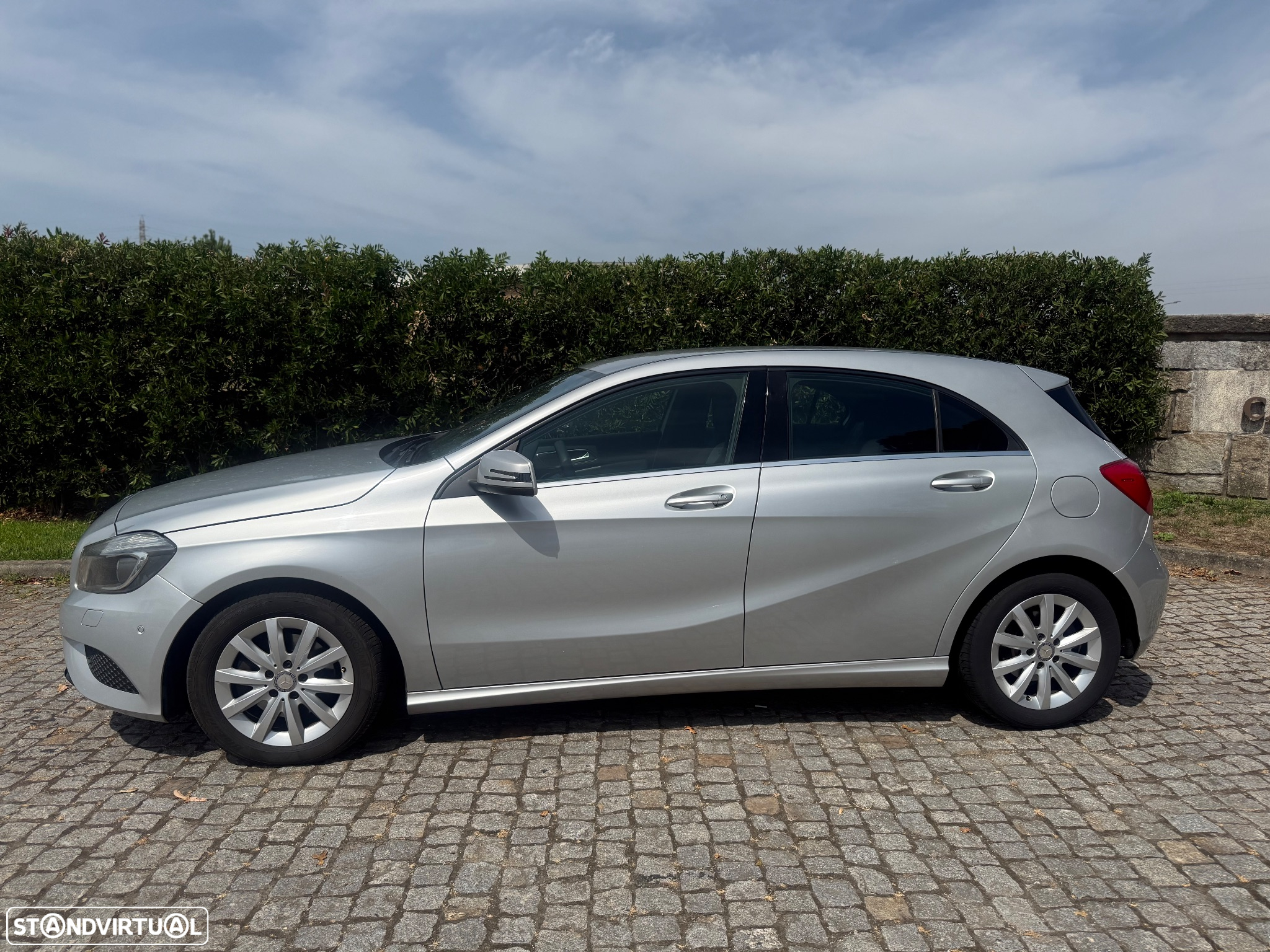 Mercedes-Benz A 200 CDI (BlueEFFICIENCY) 7G-DCT Style - 2