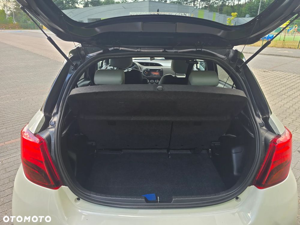 Toyota Yaris 1.33 Selection Vibe - 14