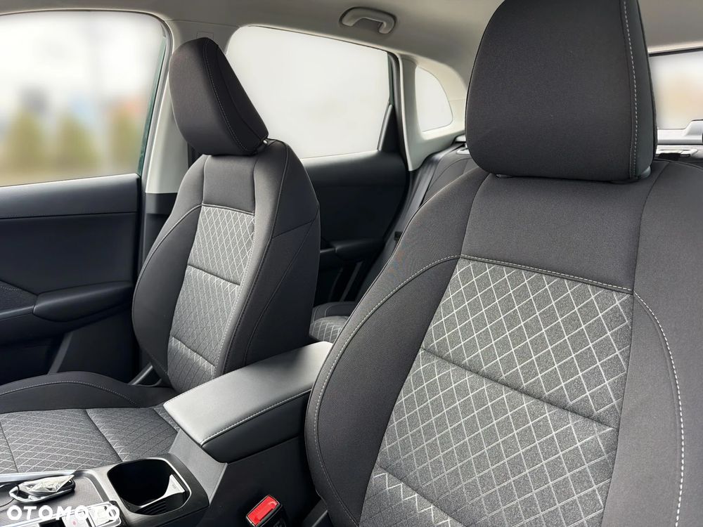 MG ZS Hybrid+ - 11