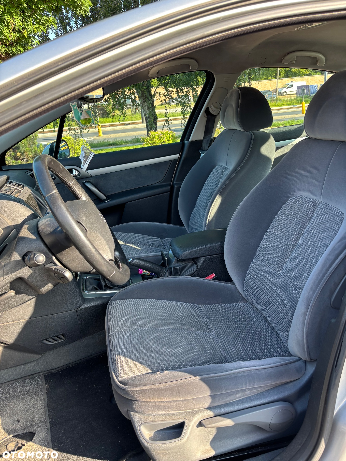 Peugeot 407 - 5