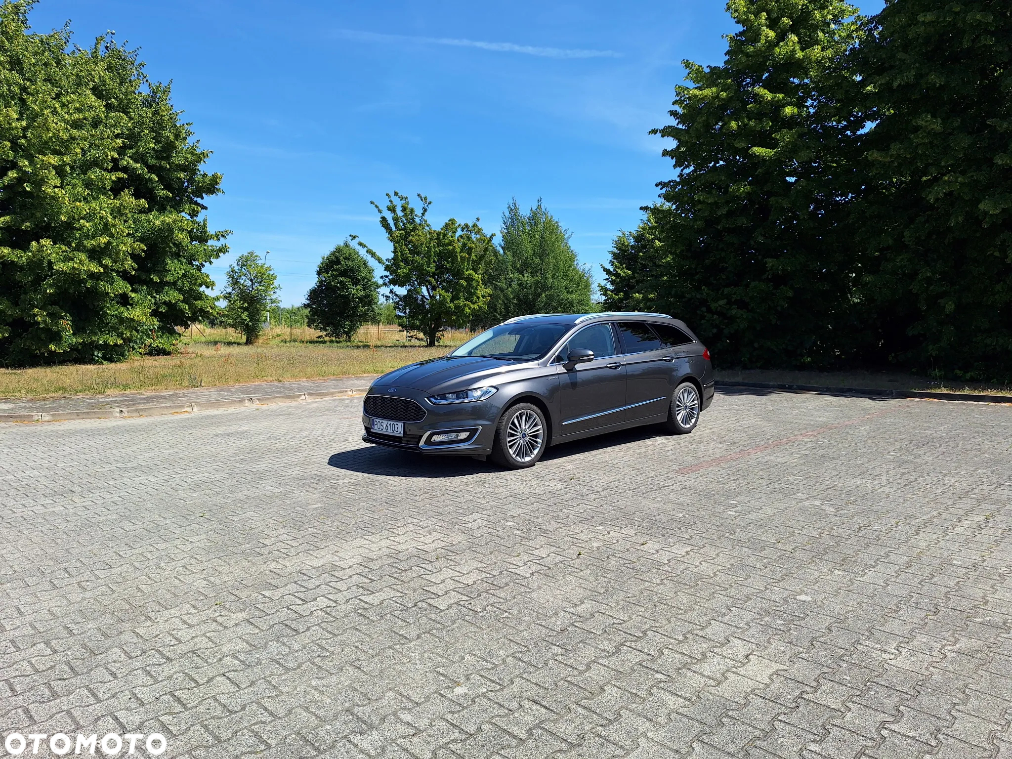 Ford Mondeo Turnier 2.0 TDCi PowerShift-Aut Allrad Vignale - 7