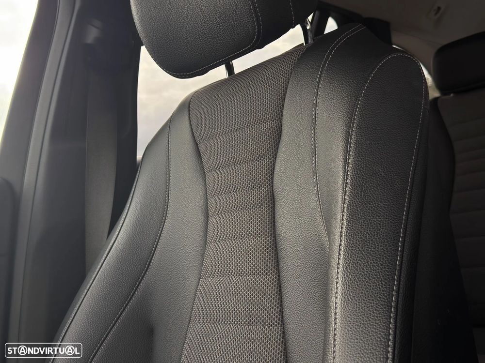 Mercedes-Benz E 220 d 9G-TRONIC Avantgarde - 22