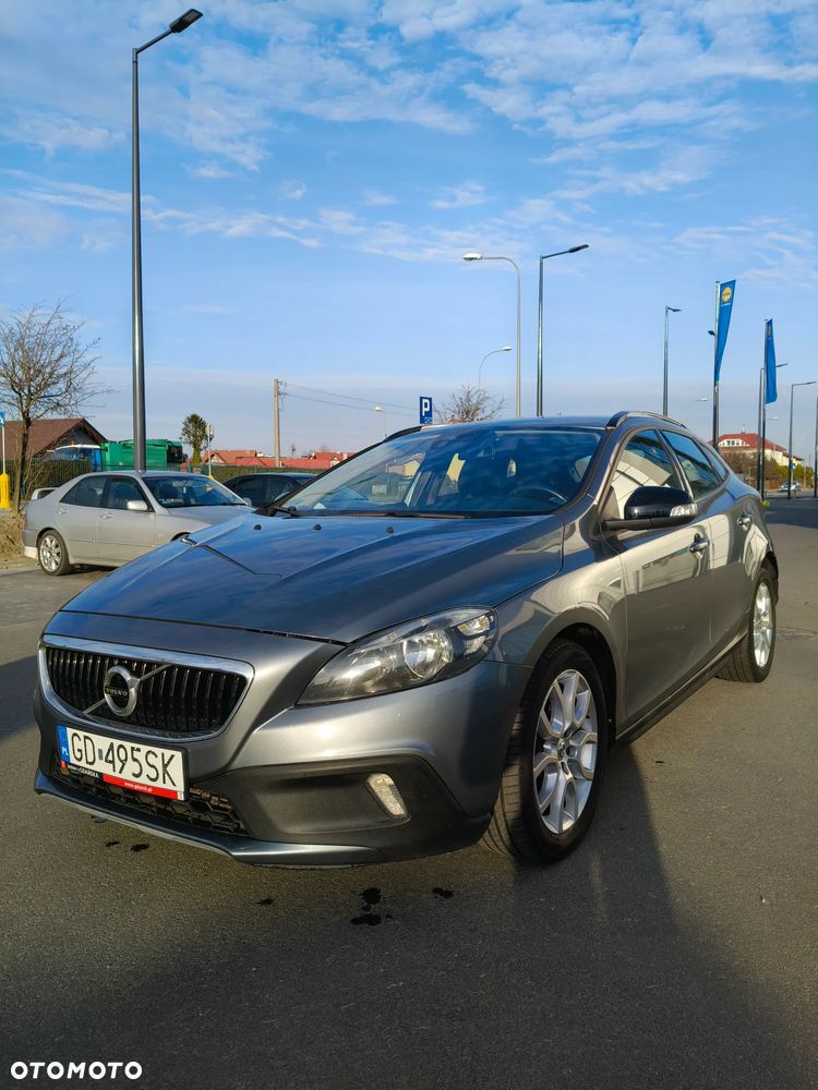 Volvo V40 Cross Country D2 Drive-E SCR Dynamic Edition - 2