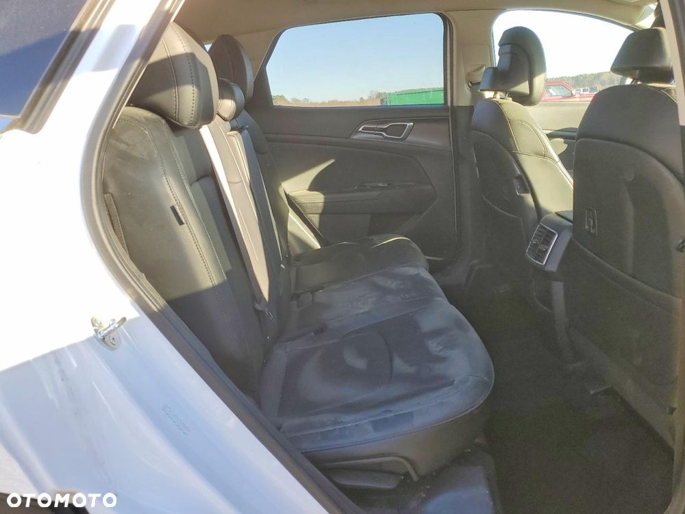 Kia Sportage - 12