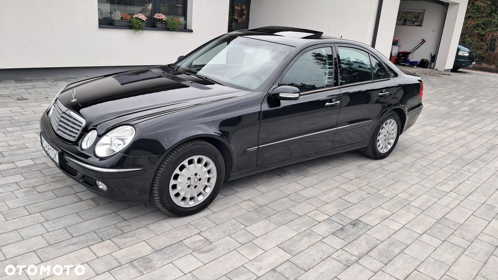 Mercedes-Benz Klasa E 320 CDI Elegance - 21