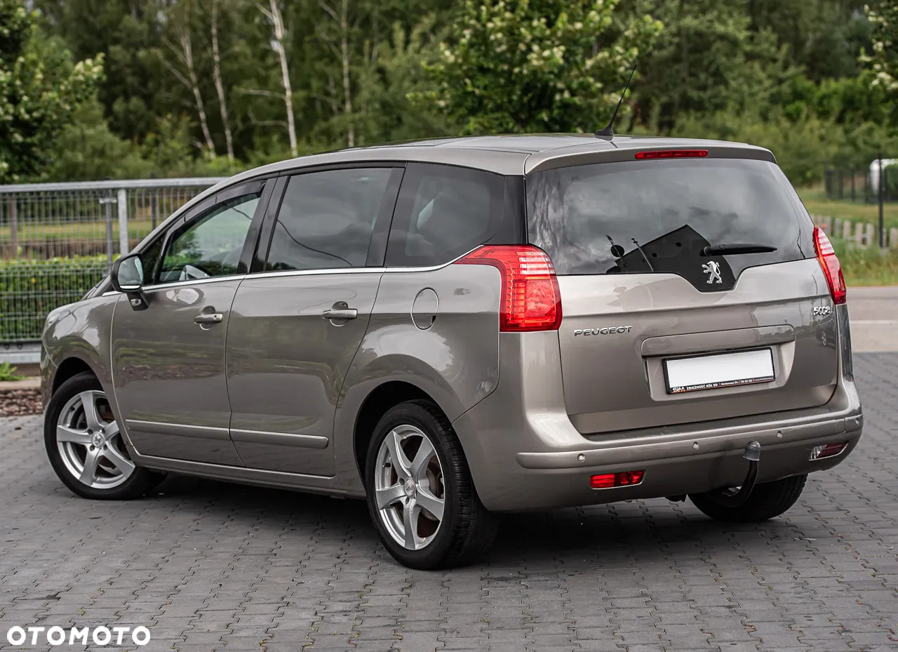 Peugeot 5008 - 9