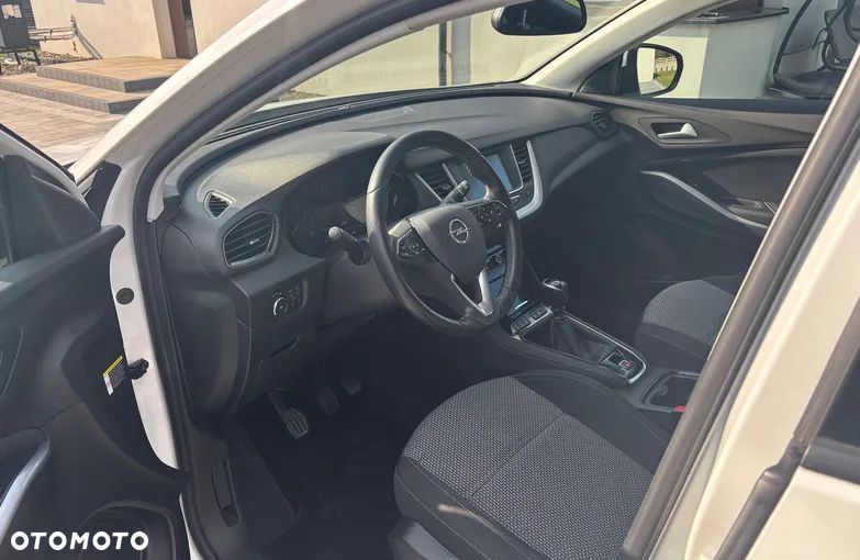 Opel Grandland X 1.2 T Ultimate S&S - 9