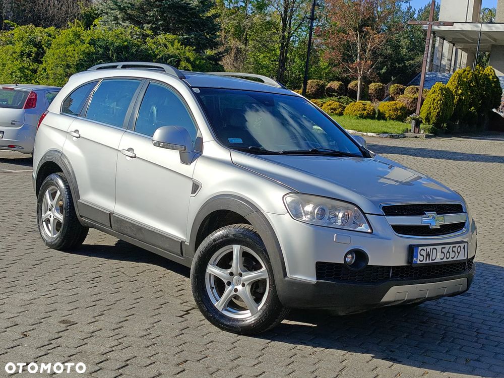 Chevrolet Captiva 2.0 4WD 7 Sitzer LT Exclusive - 1
