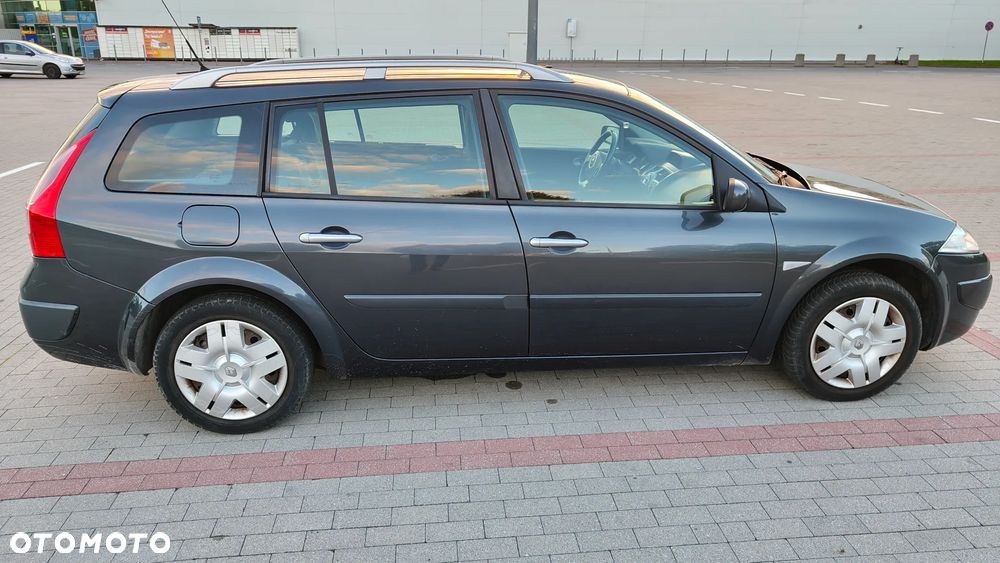 Renault Megane 2.0 Grandtour Confort Expression - 10