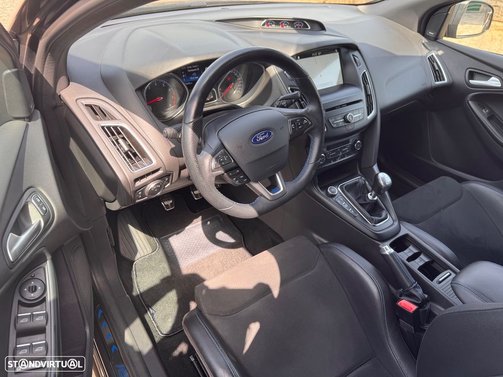 Ford Focus 2.3 EcoBoost RS Pack Performance - 7