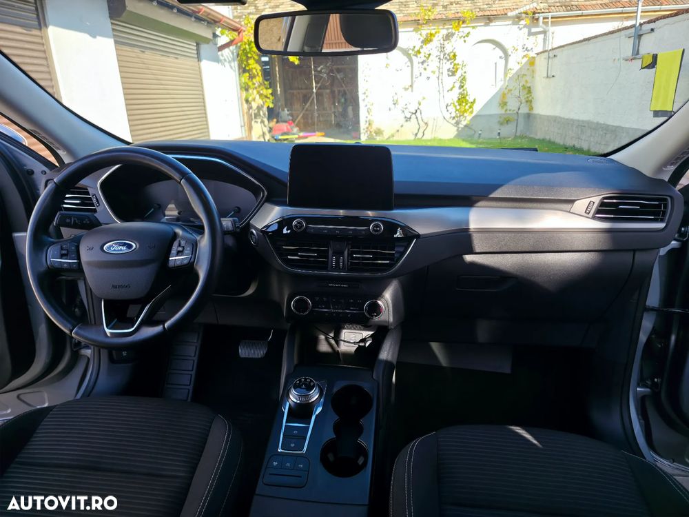 Ford Kuga 2.0 EcoBlue A8 AWD Titanium - 12