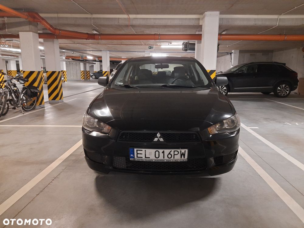 Mitsubishi Lancer 1.6 Inform - 11