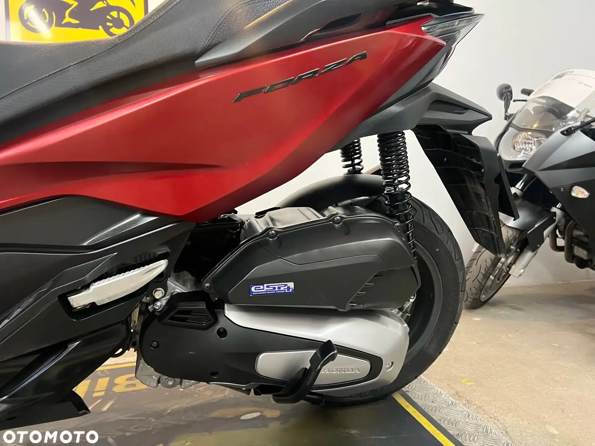 Honda NSS - 28