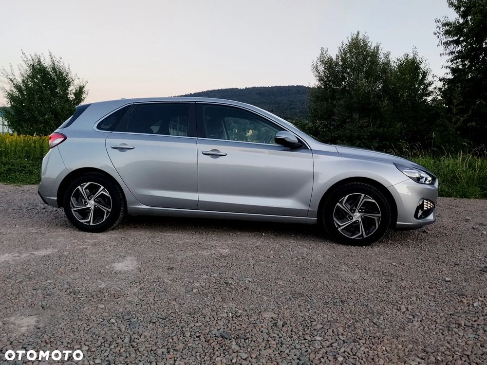 Hyundai i30 1.5 DPI Smart - 12