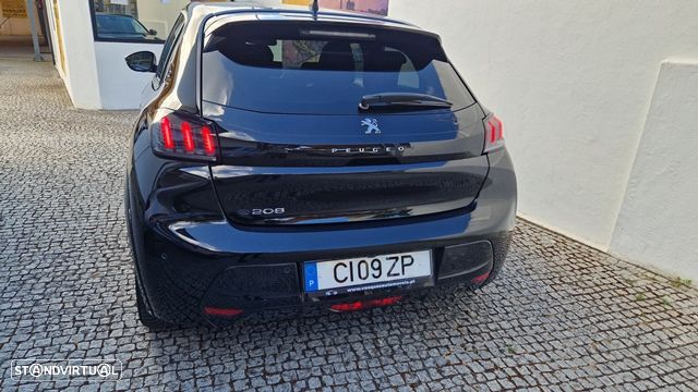 Peugeot e-208 Allure Pack - 4