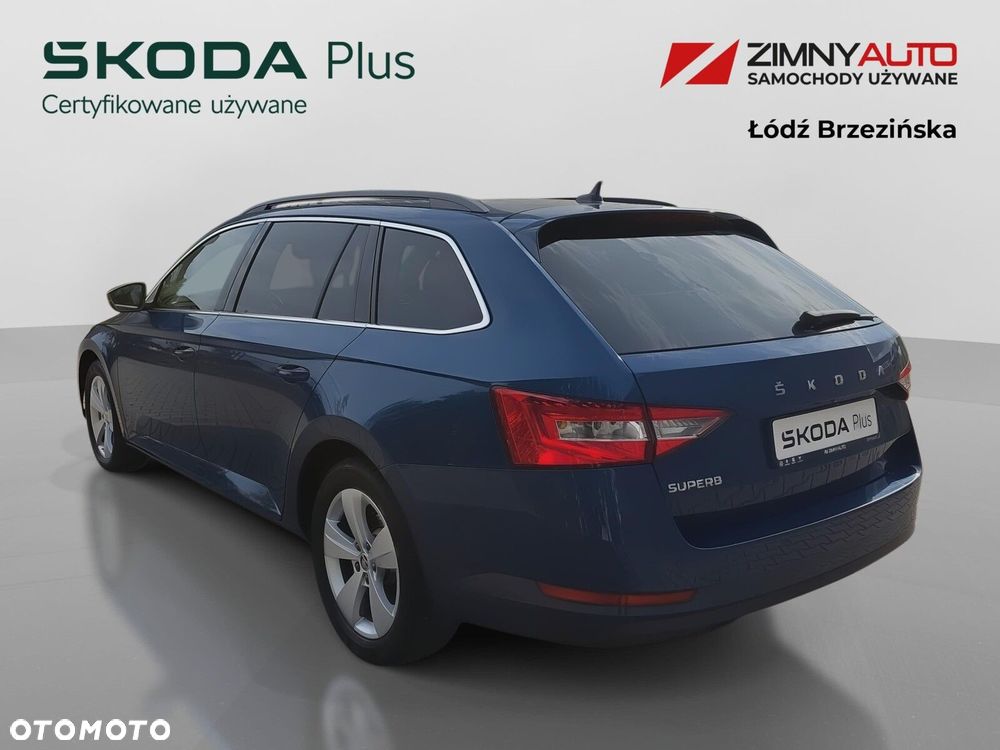 Skoda Superb 2.0 TDI SCR Ambition DSG - 9