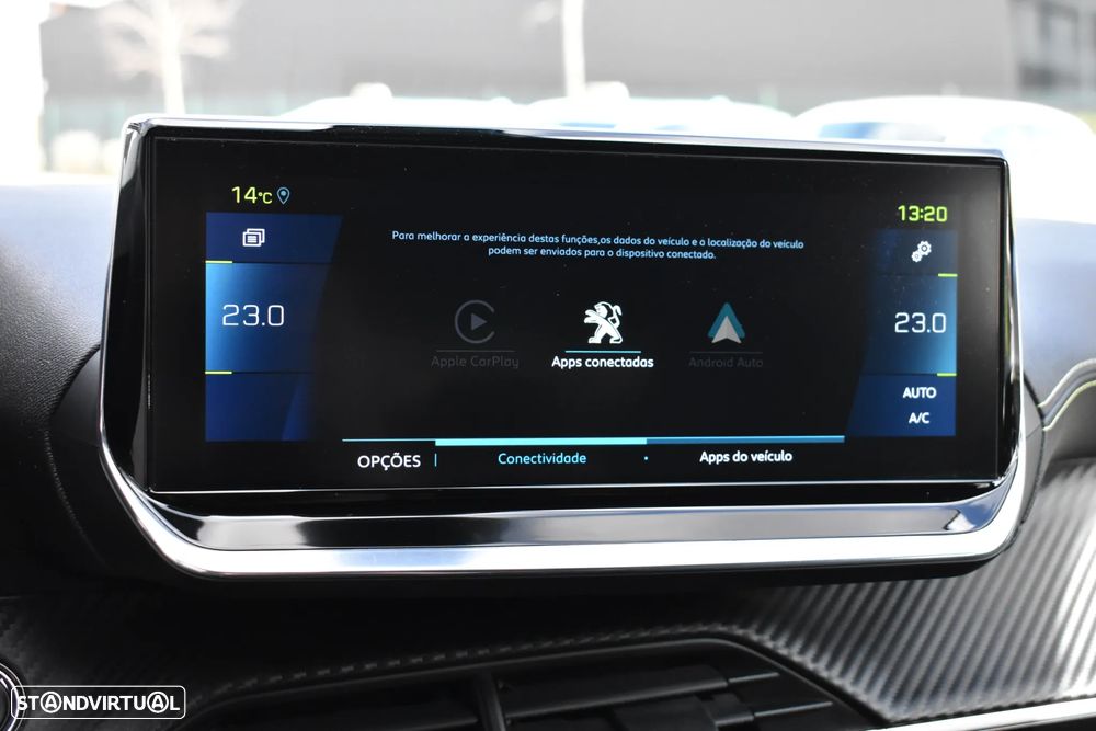 Peugeot e-208 GT - 42