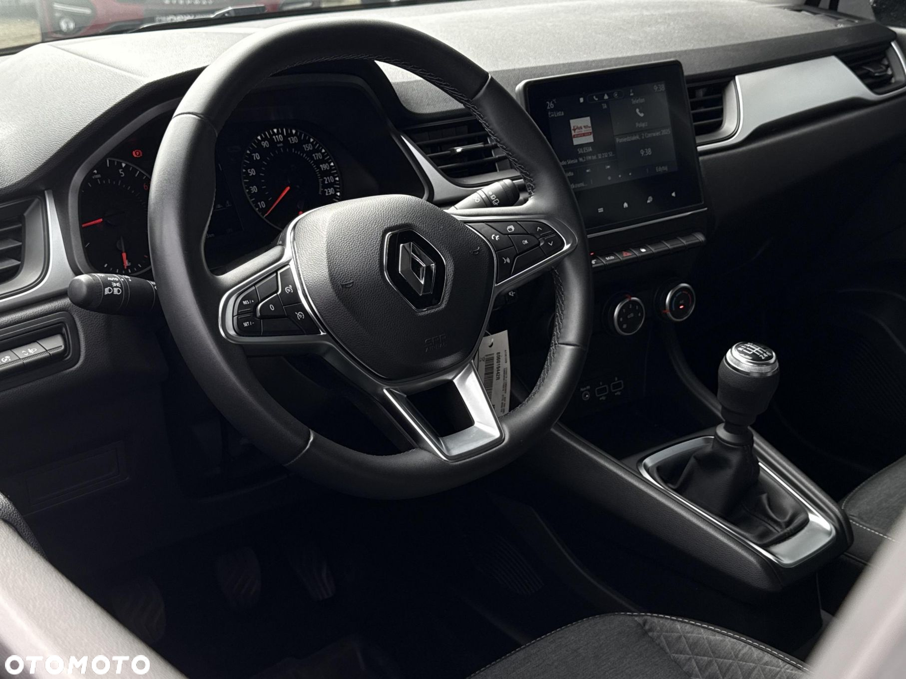 Renault Captur - 9