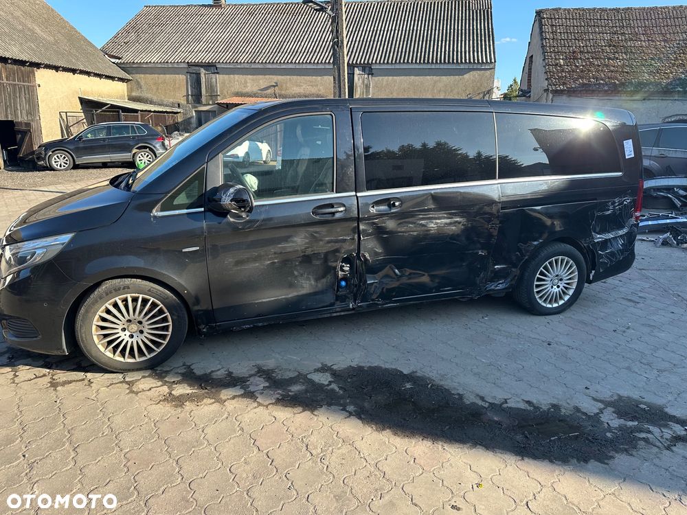Mercedes-Benz Klasa V 250 (BlueTEC) d lang 7G-TRONIC Avantgarde Edition - 11