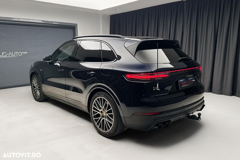 Porsche Cayenne Standard - 25