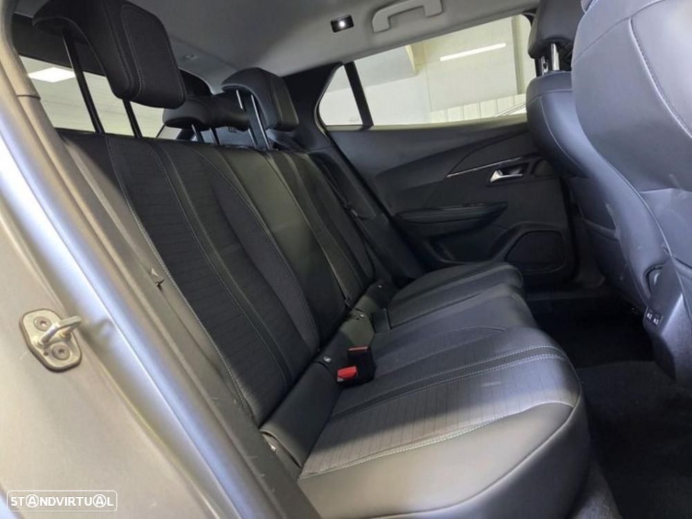Peugeot e-2008 50 kWh Allure Pack - 8