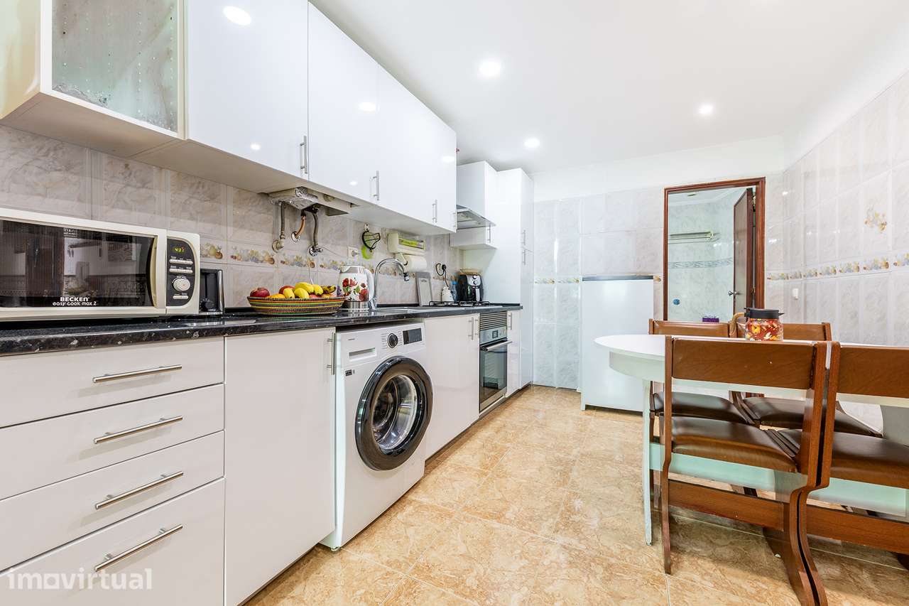 Apartamento T2 com Espaço Exterior, em Massamá! - Grande imagem: 2/24