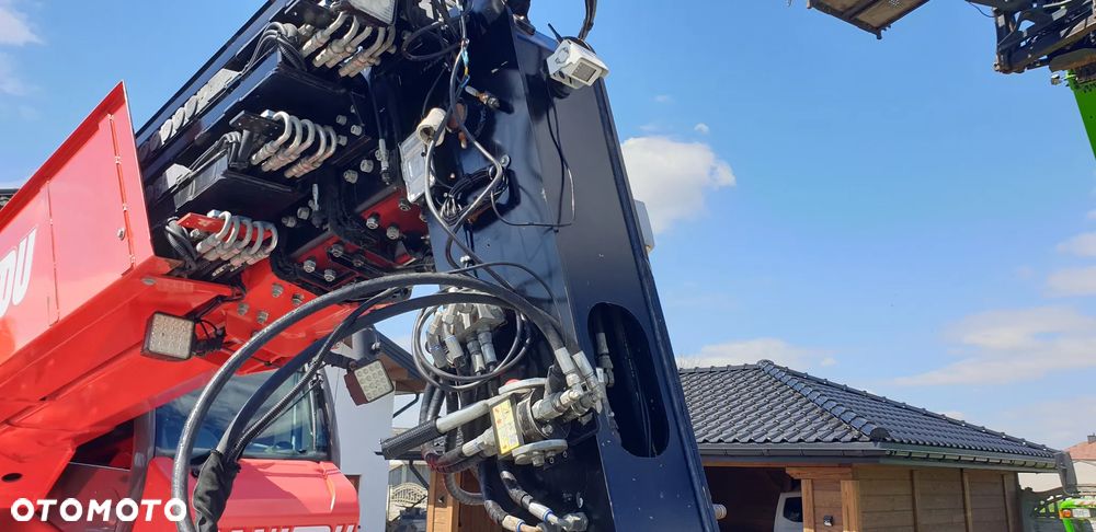 Manitou MRT 2150+/ kosz hydr /widły hydr/pilot /najbogatsza wersja wyposażenia - 35