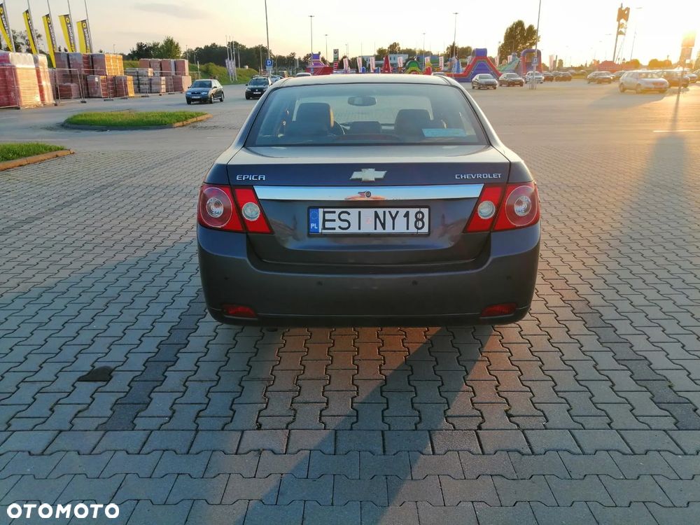 Chevrolet Epica 2.0 LS - 11