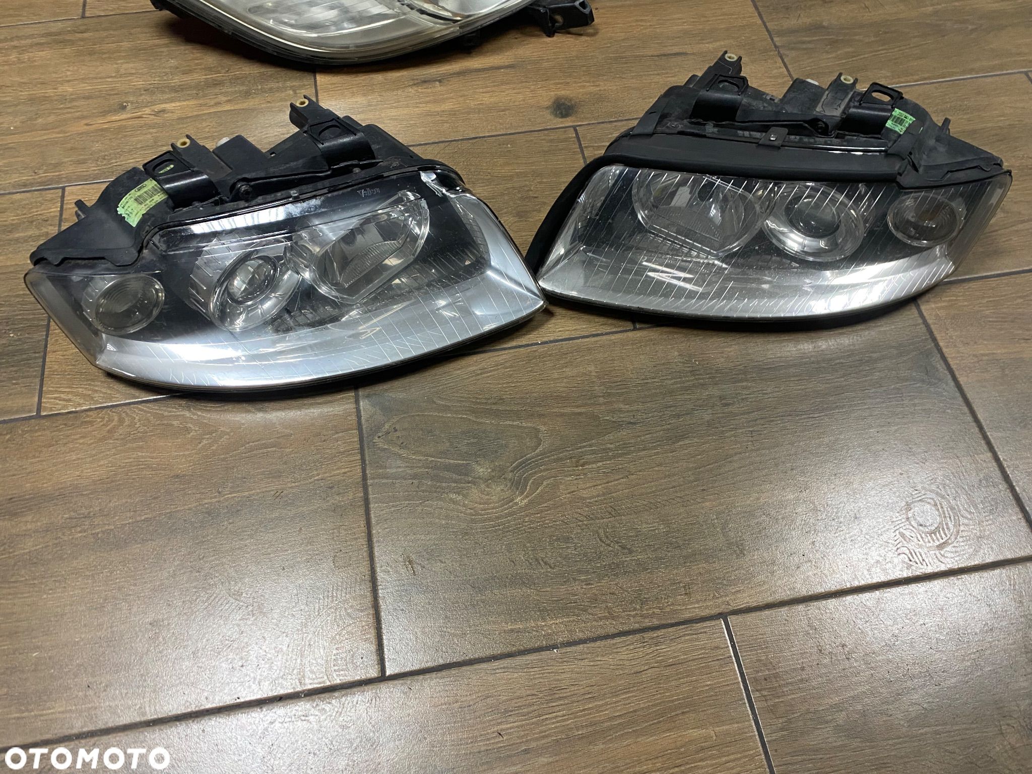 AUDI A4 B6 LAMPA PR/LEW PRZÓD 8E0941004G ORG. - 1