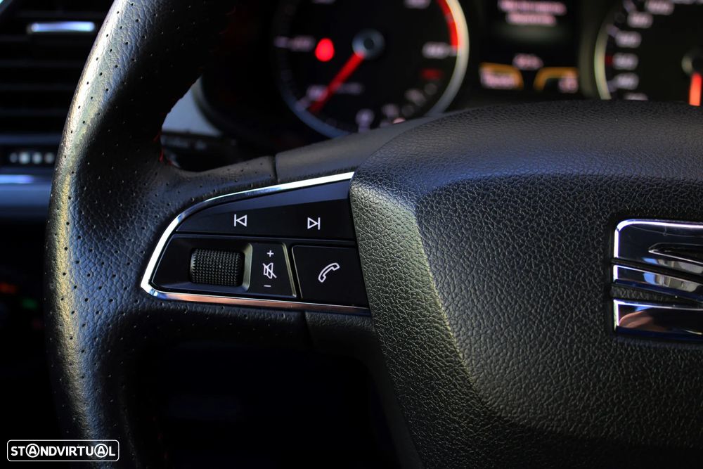 SEAT Leon SC 2.0 TDI DPF S&S FR - 30