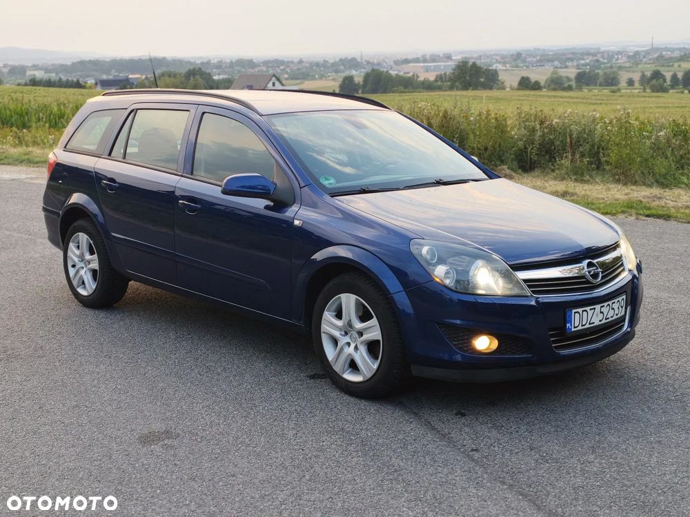 Opel Astra 1.9 CDTI DPF Cosmo - 7