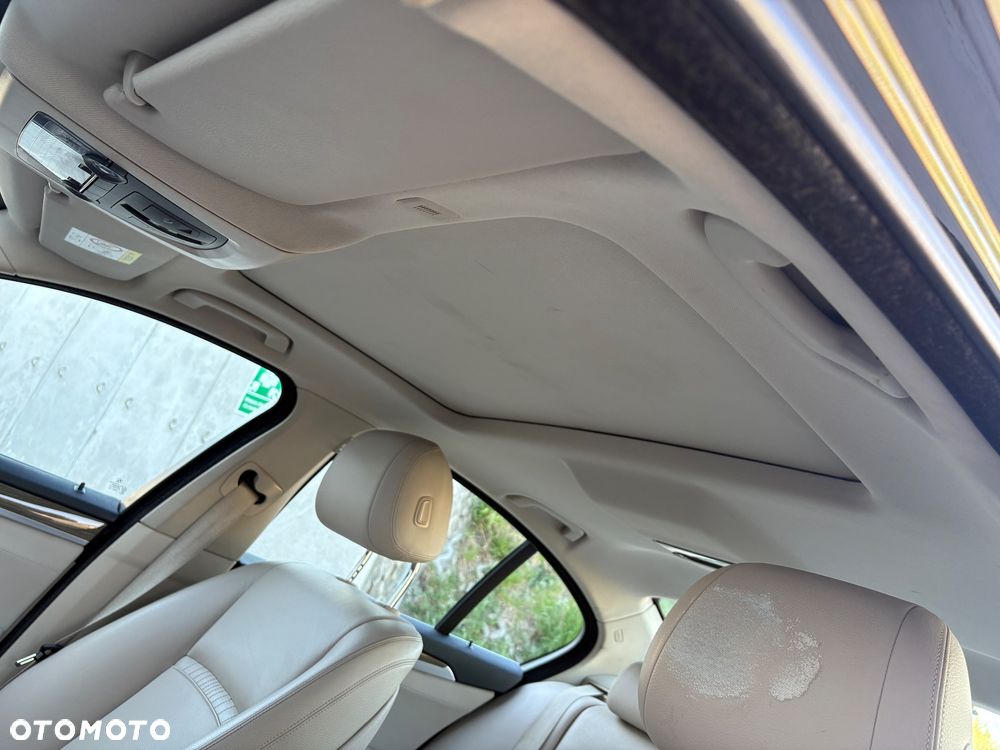 BMW Seria 5 520d xDrive Modern Line - 22