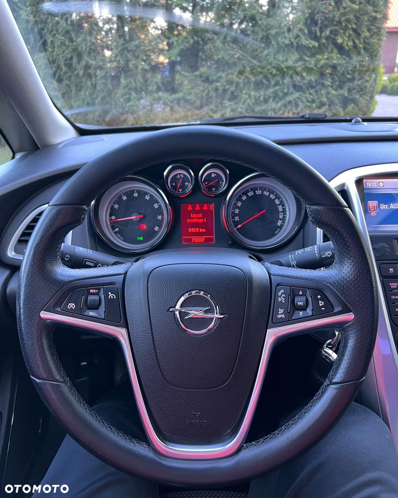 Opel Astra 1.4 Turbo Sport - 9