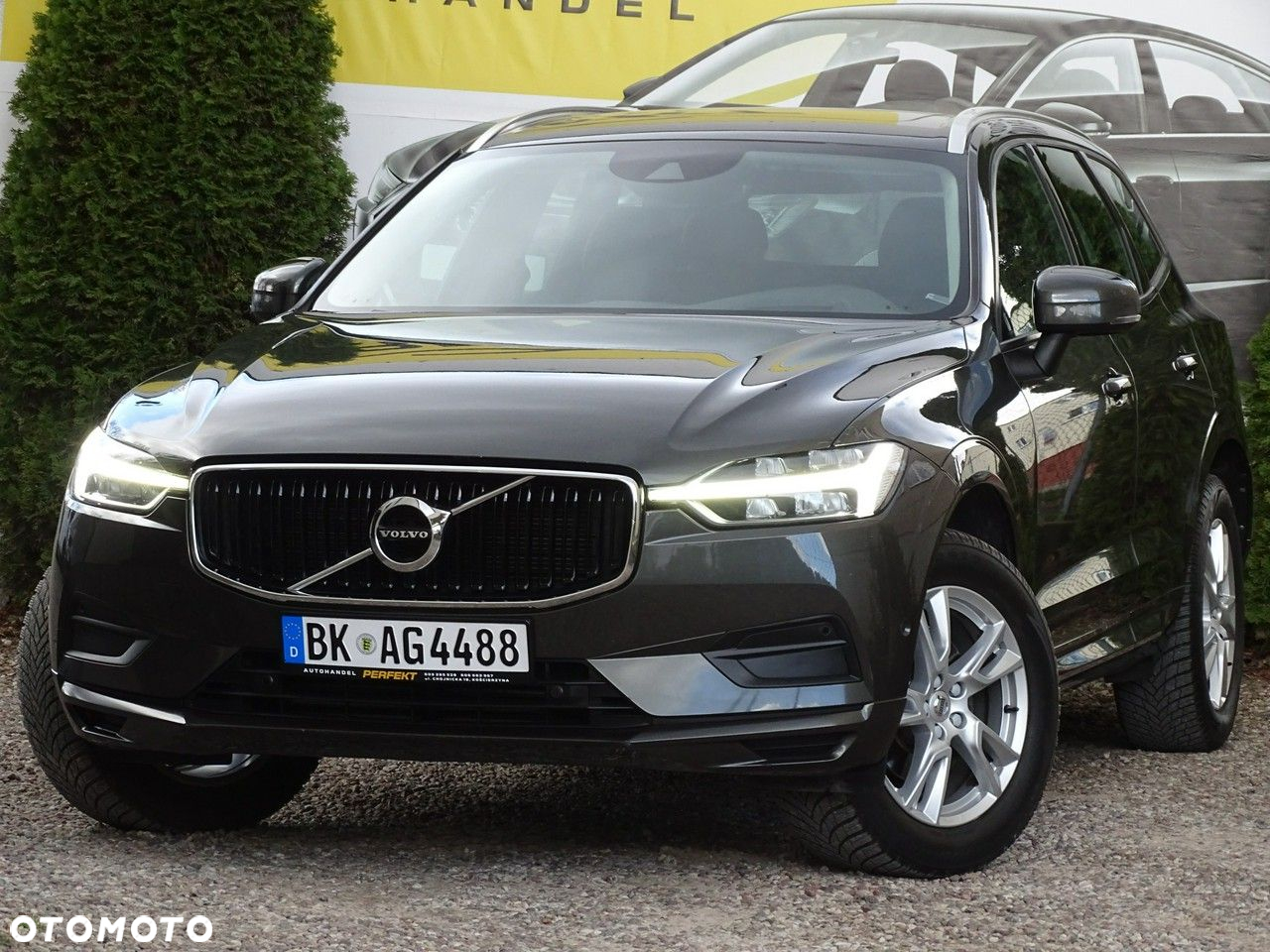 Volvo XC 60 D4 AWD Momentum - 3