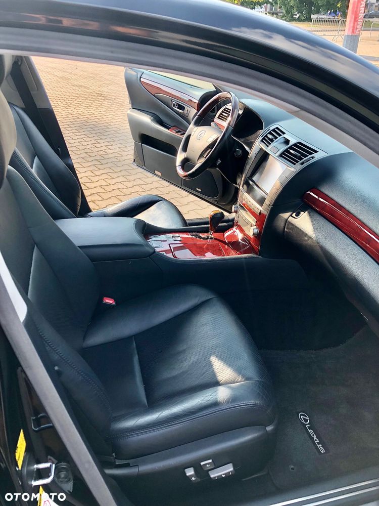 Lexus LS 460 Ambience Line - 13