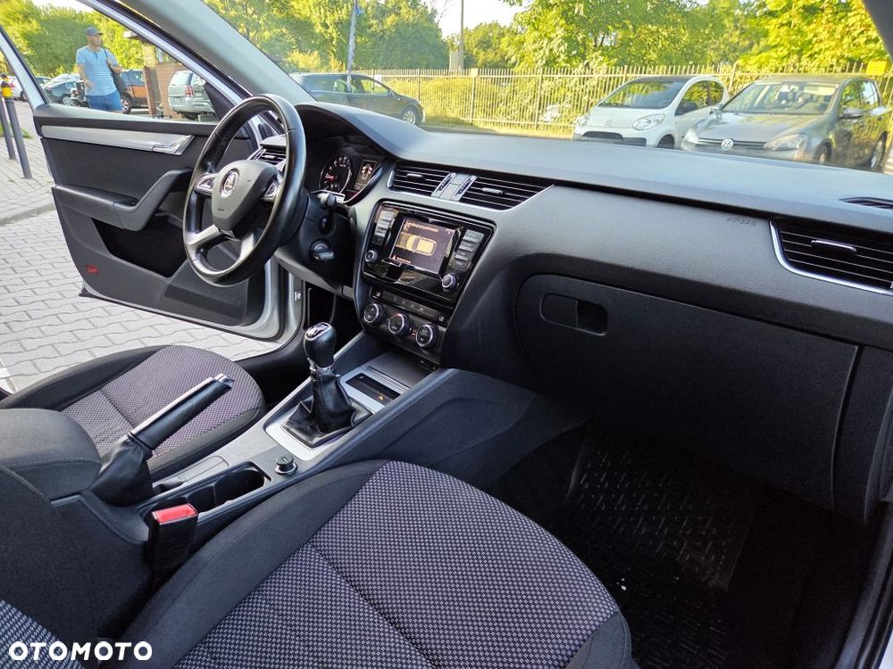 Skoda Octavia 2.0 TDI Elegance - 30