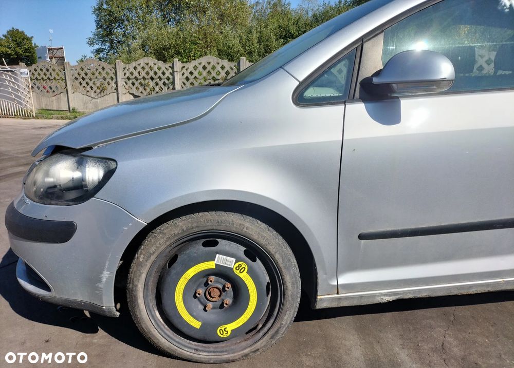 VW GOLF V PLUS BŁOTNIK LEWY PRZÓD PRZEDNI LA7W