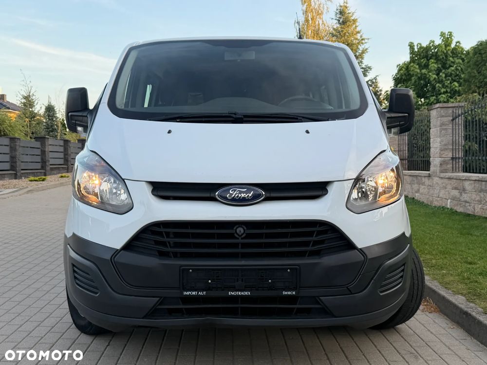 Ford CUSTOM  6 OSÓB - 22