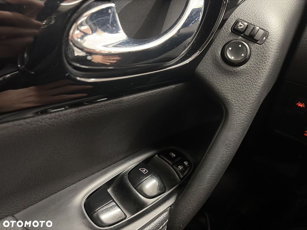 Nissan Qashqai 1.2 DIG-T Tekna Xtronic EU6 - 20