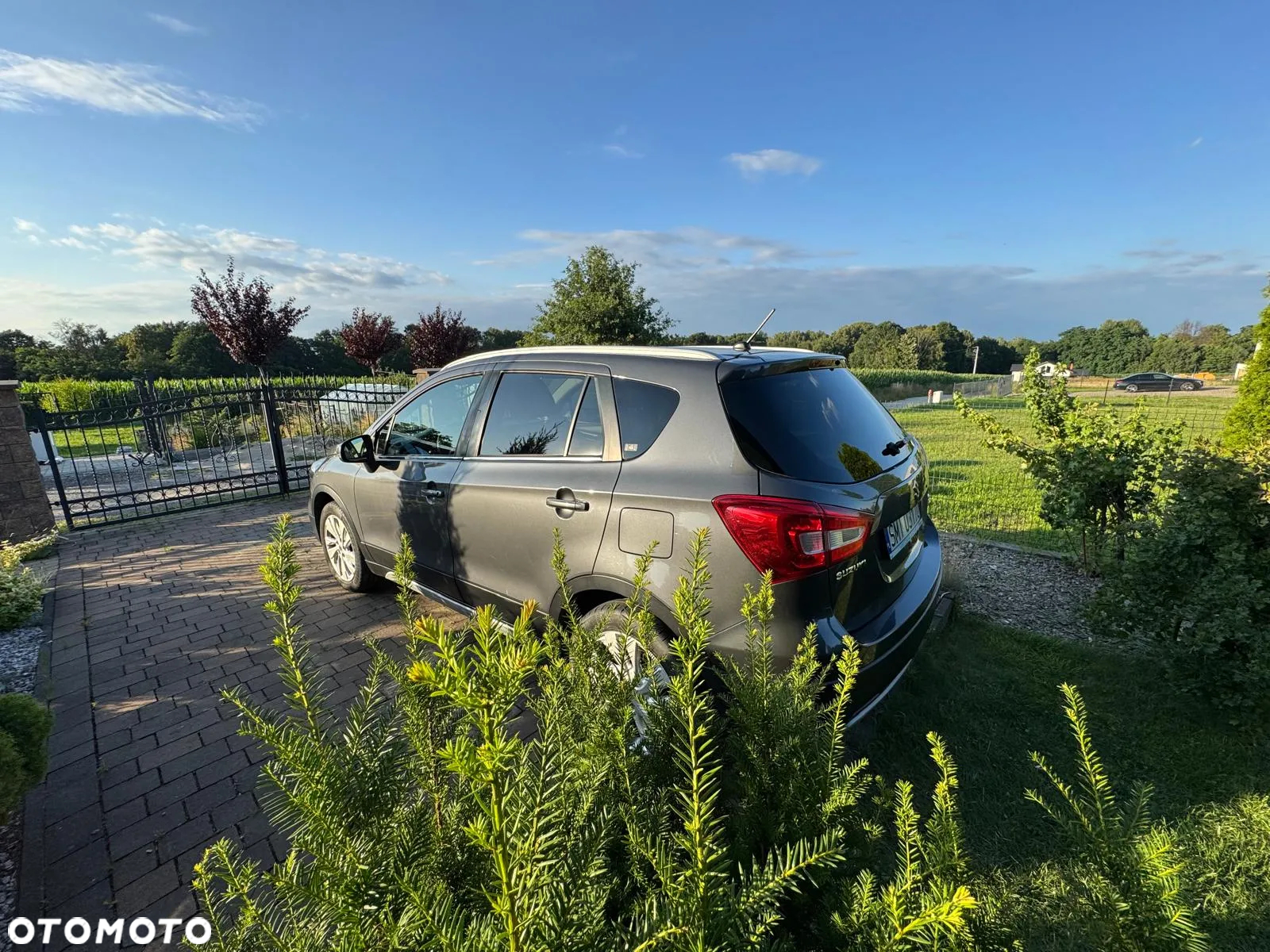 Suzuki SX4 S-Cross 1.0 T Premium - 8