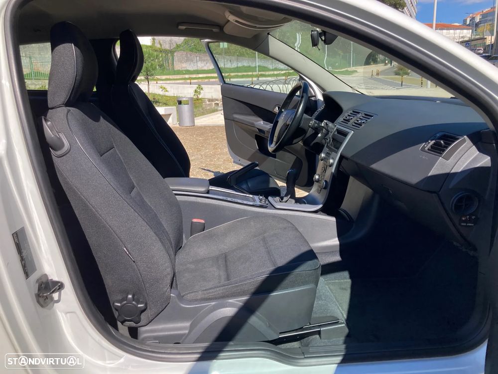 Volvo C30 D2 - 10