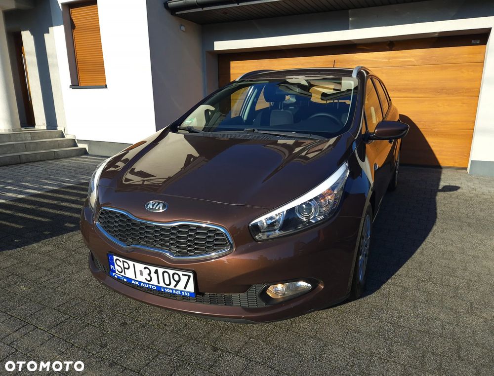 Kia Ceed 1.6 GDI Spirit - 11