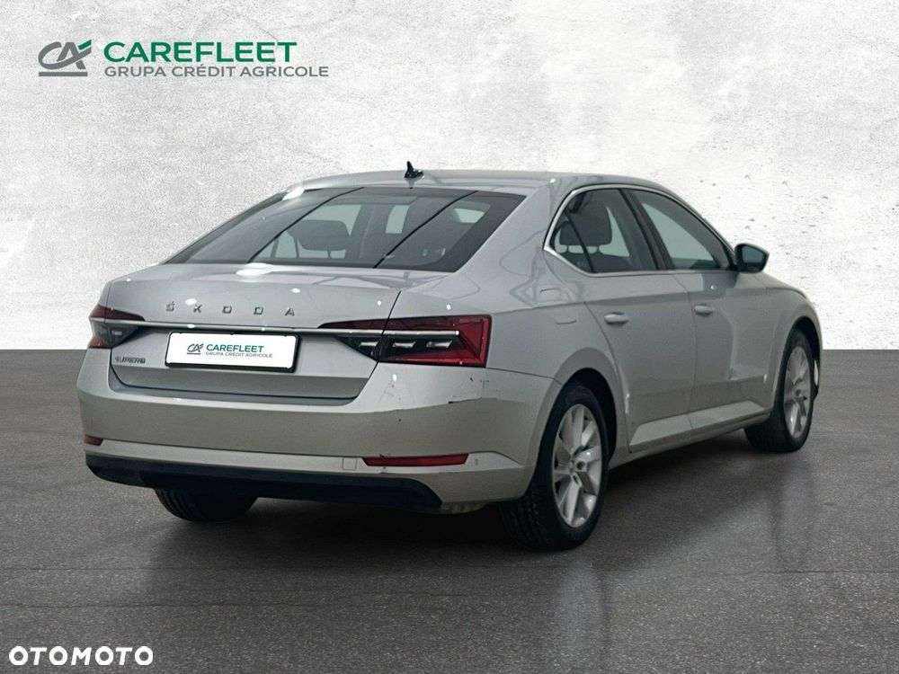 Skoda Superb 2.0 TSI Ambition DSG - 5
