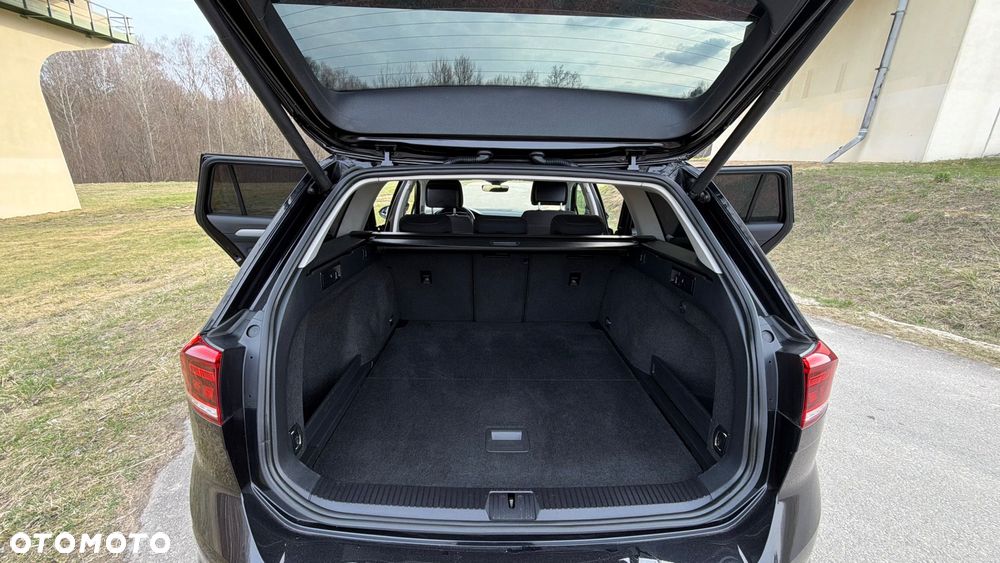 Volkswagen Passat 2.0 TDI SCR DSG - 33