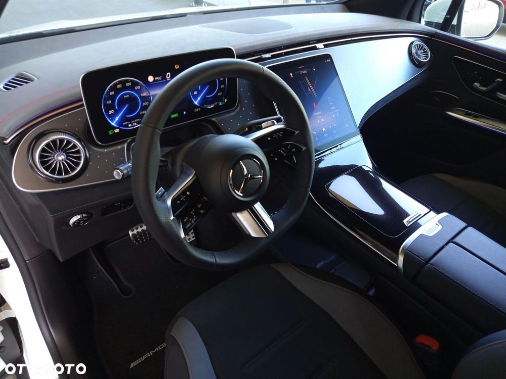 Mercedes-Benz EQE - 10